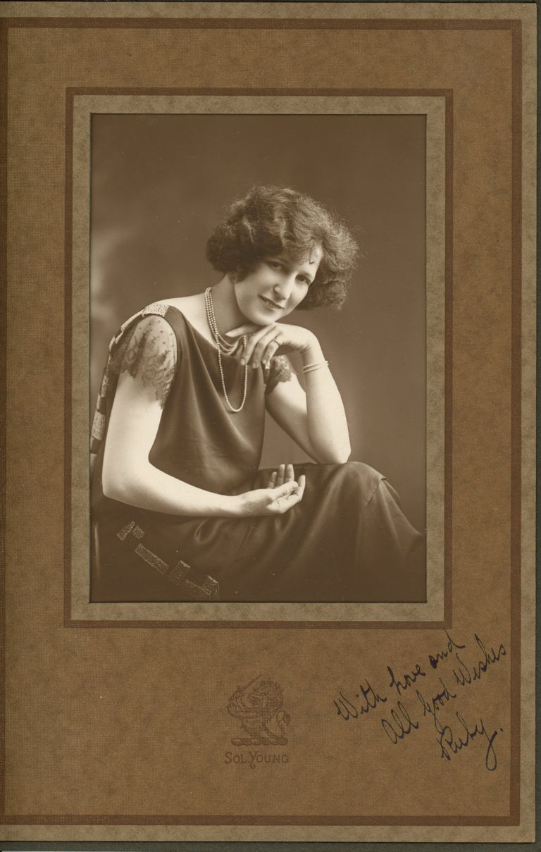          Nadin: Ruby Ethel Matthews, Young Photograph, 1920s picture number 1
   