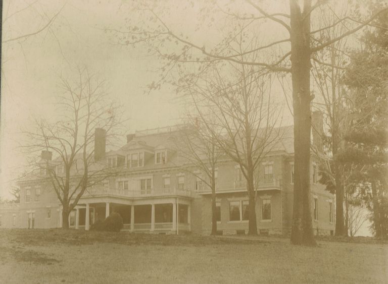          Hartshorn: Crescent Place Residence, Shackleton Photograph picture number 1
   