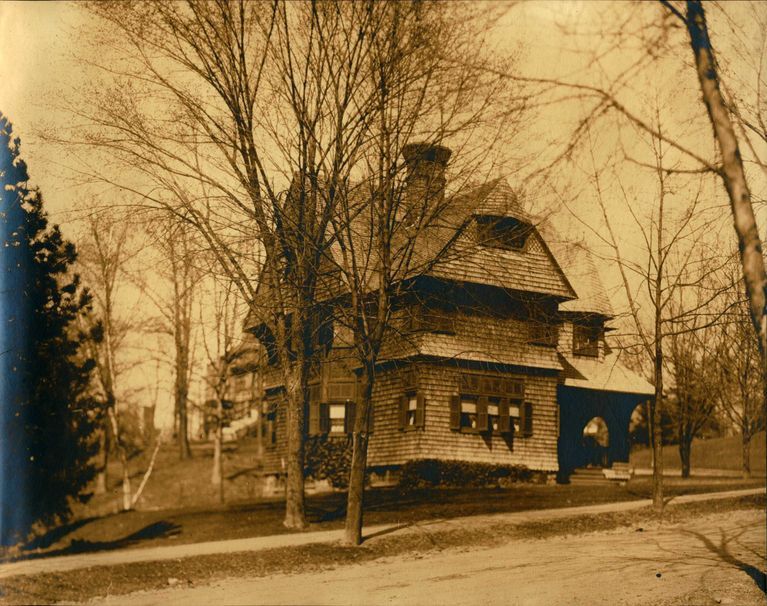          Hartshorn Photo Album Short Hills: 21 Highland Avenue picture number 1
   