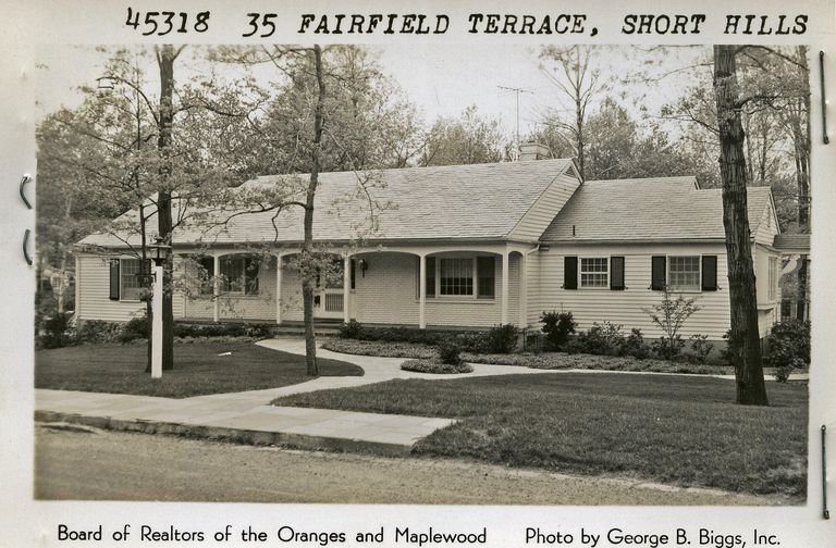          35 Fairfield Terrace, Short Hills picture number 1
   