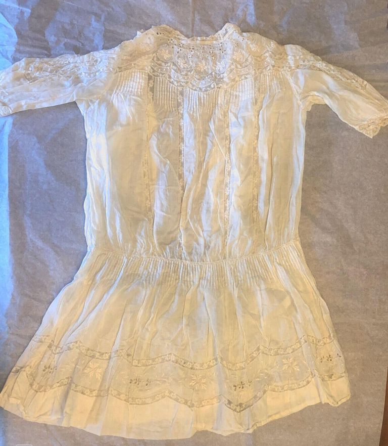          Dress: Girl's White Dress with Lace Embroidery picture number 1
   