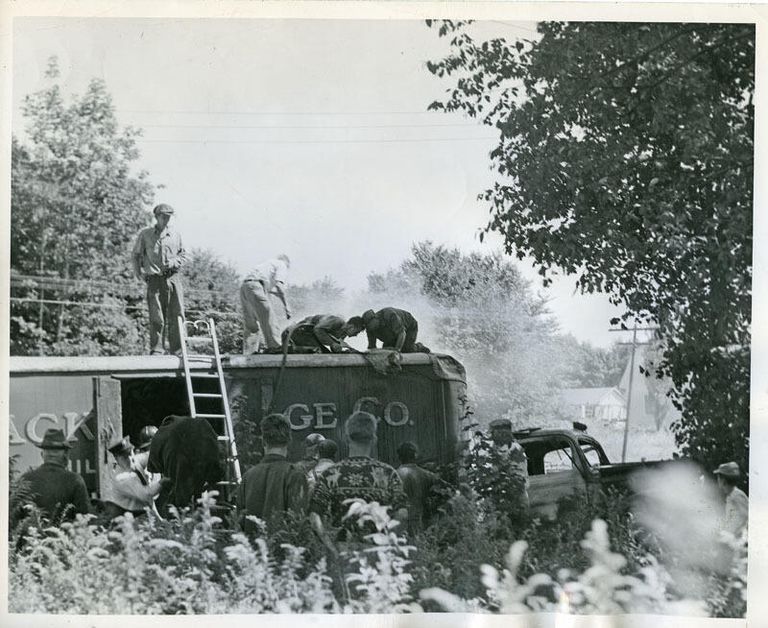          Rimback Storage Company Truck Accident, 1940s picture number 1
   