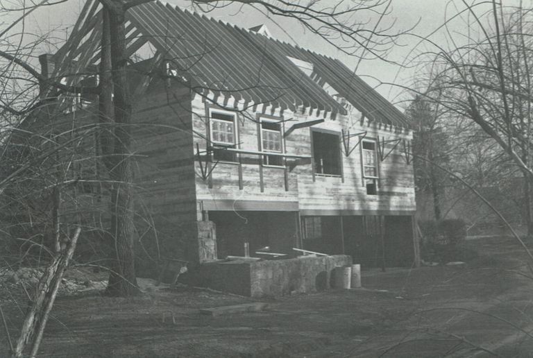          Hartshorn: 153 Highland Avenue, Gardner's House picture number 1
   