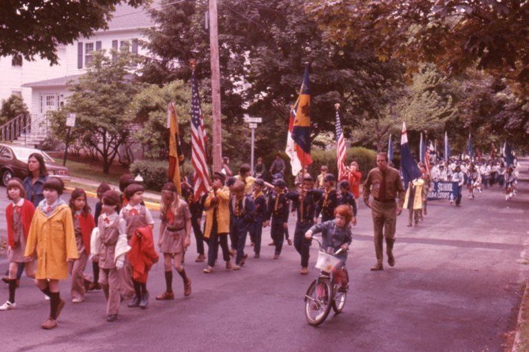          Bicentennial: Memorial Day Parade, 1976 picture number 1
   