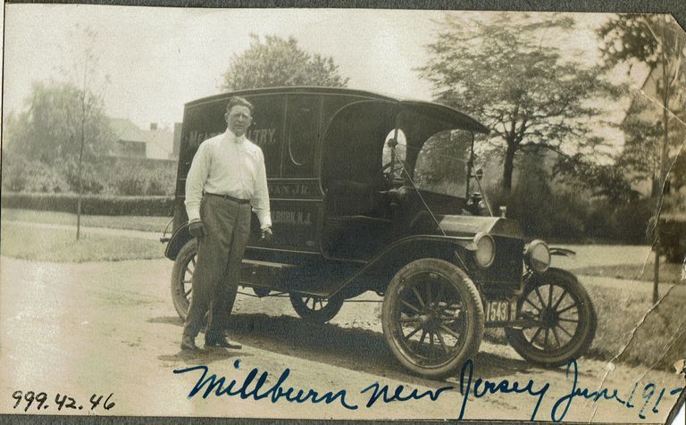          Lonergan: Edward Lonergan, Jr. with Delivery Truck, June 1917 picture number 1
   