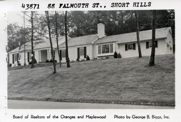          88 Falmouth Street, Short Hills picture number 1
   