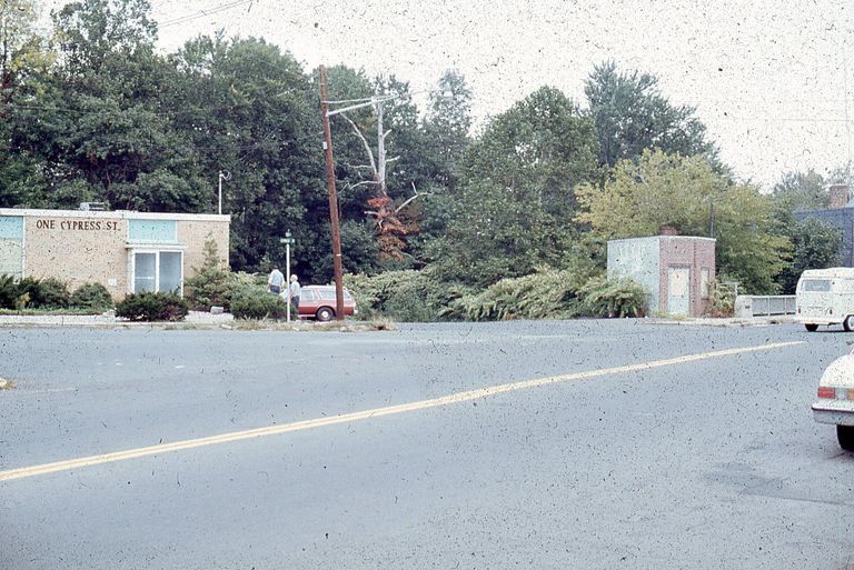          Millburn Avenue: Millburn Avenue and Cypress Street, 1978 picture number 1
   