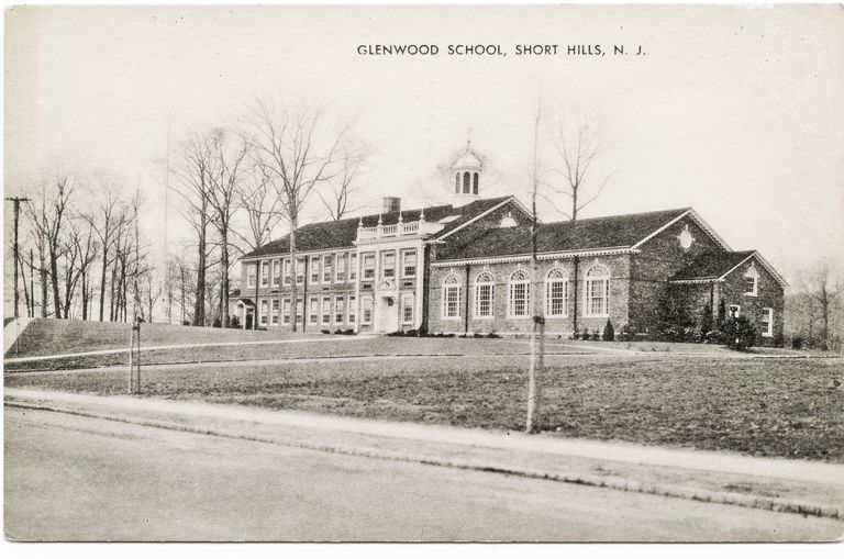          B&W Photographic Postcard
   