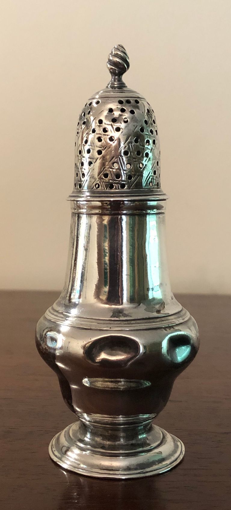          Caparn: Silver Salt Shaker from Shackelton Christmas Table Photograph picture number 1
   