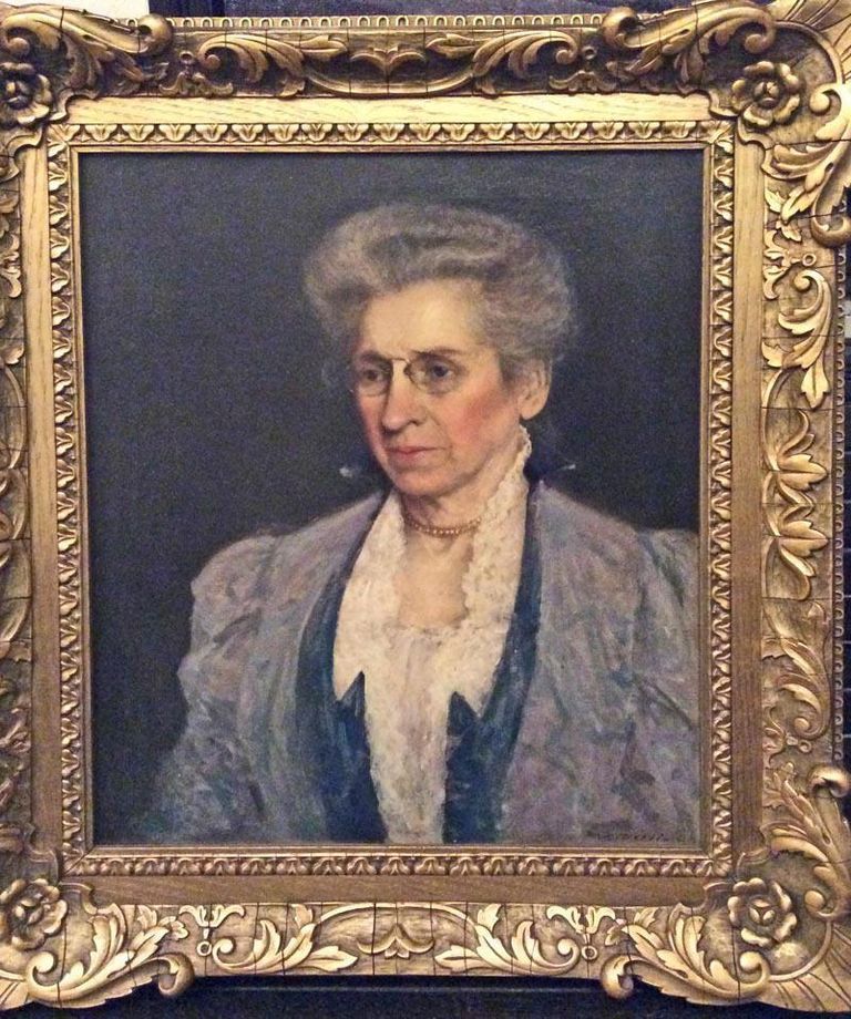          Hartshorn: Johanna Hartshorn Portrait by William Derrick picture number 1
   