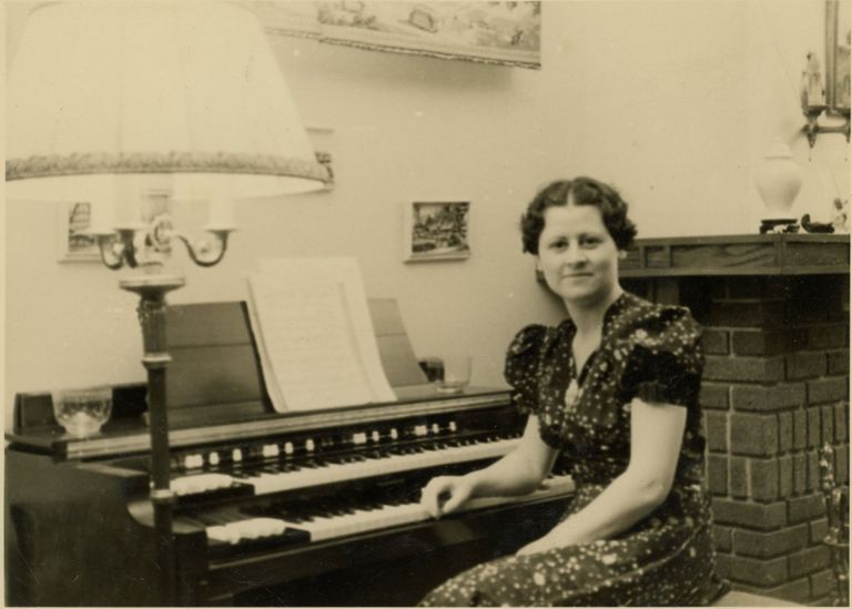          Macpherson: Rose Macpherson picture number 1
   
