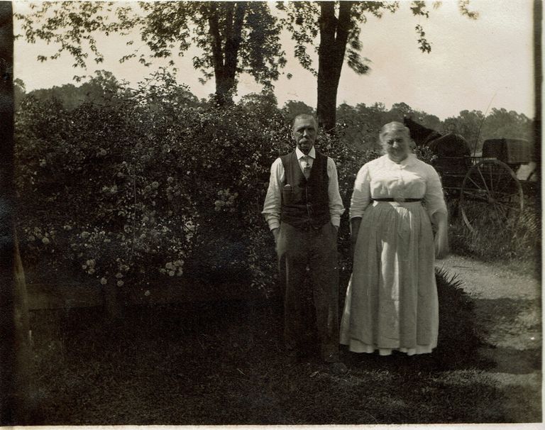          Marshall-Schmidt Album: Elderly Man and Woman Standing Near Horse-Drawn Carriage picture number 1
   
