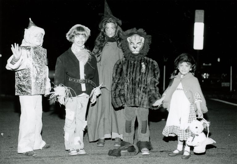          First Prize in Group Category: Mark O'Donnell as the Tin Man, Michelle Potuto as the Scarecrow, Lisa Potuto as the Lion and Heather O'Donnell as Dorothy.
   