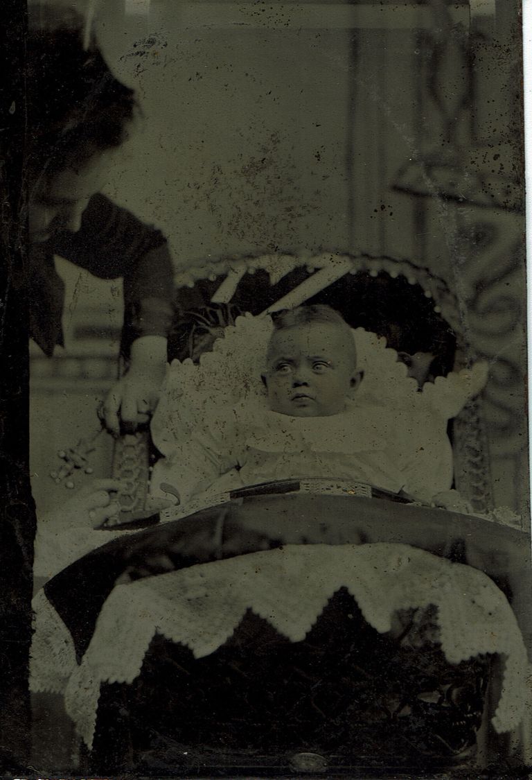          Brison: Mary Harris Ives with mother Mary E. Benson picture number 1
   