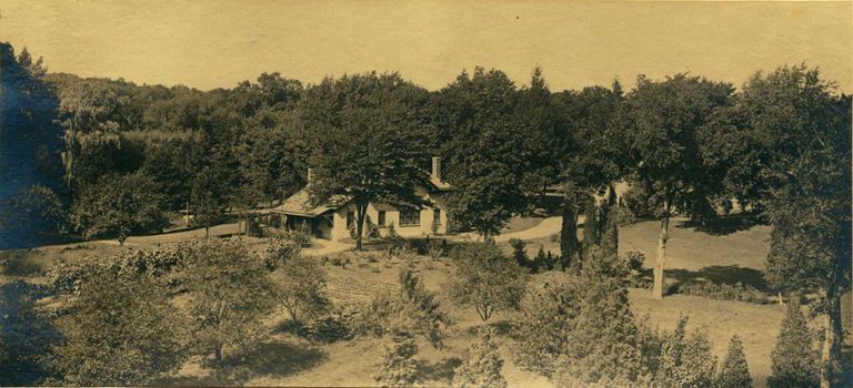          Hartshorn Album 3: House at the End of Garden Path from a distance. picture number 1
   