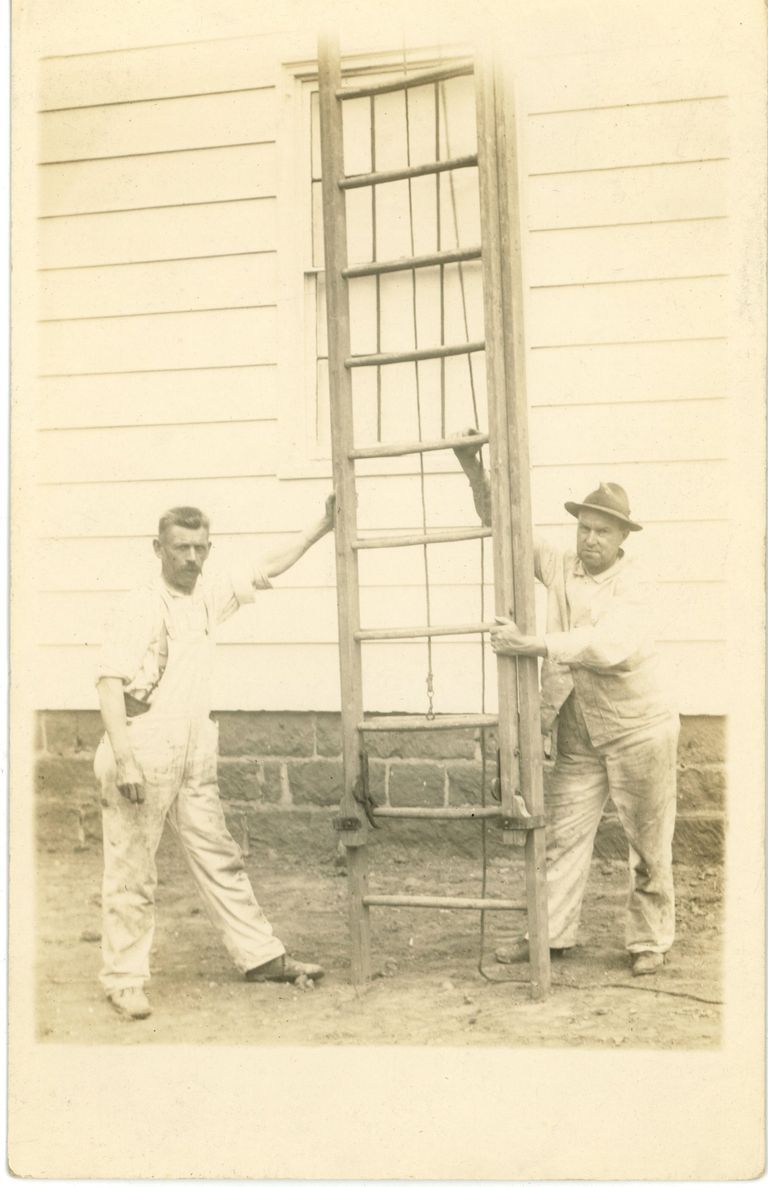          Bosworth: Two Men Holding a Ladder picture number 1
   