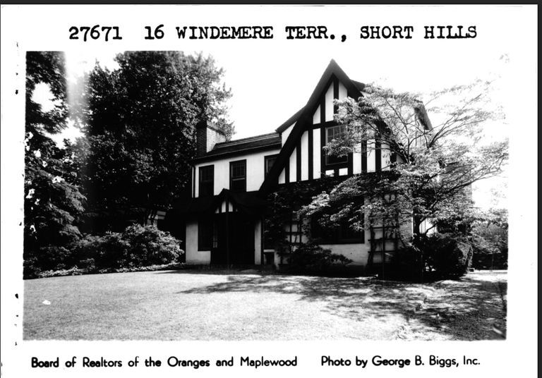          16 Winderemere Terrace picture number 1
   