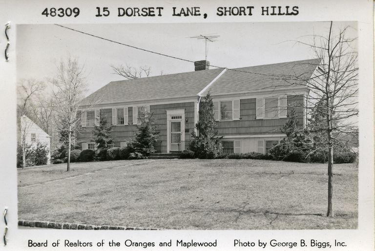          15 Dorset Lane, Short Hills picture number 1
   