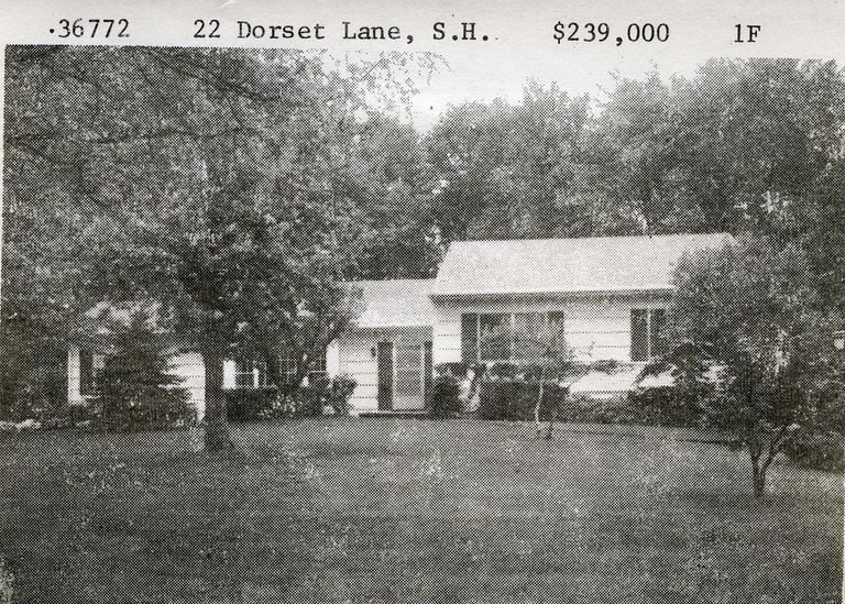          22 Dorset Lane, Short Hills picture number 1
   