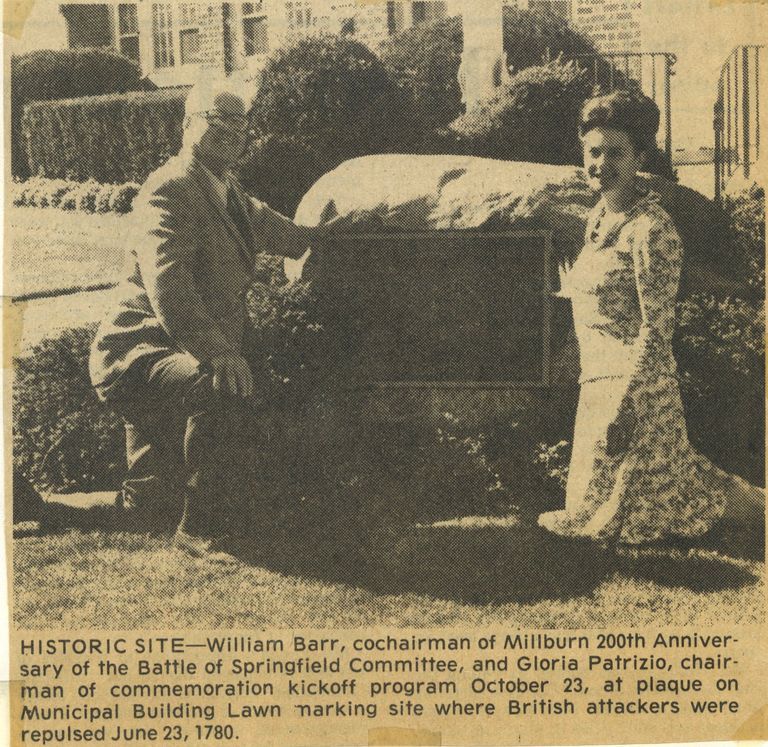          Battle of Springfield: William Barr and Gloria Patrizio at Plaque where British Attackers were repulsed, 1980 picture number 1
   