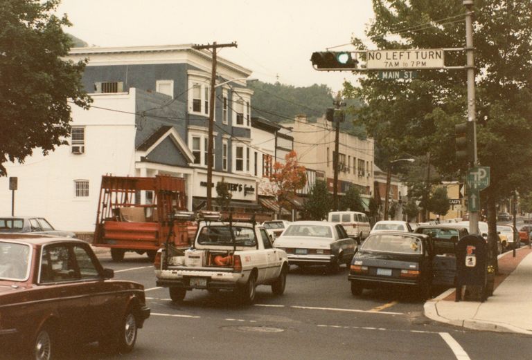          Millburn Avenue: Millburn Avenue and Main Street with Futters, 1985 picture number 1
   
