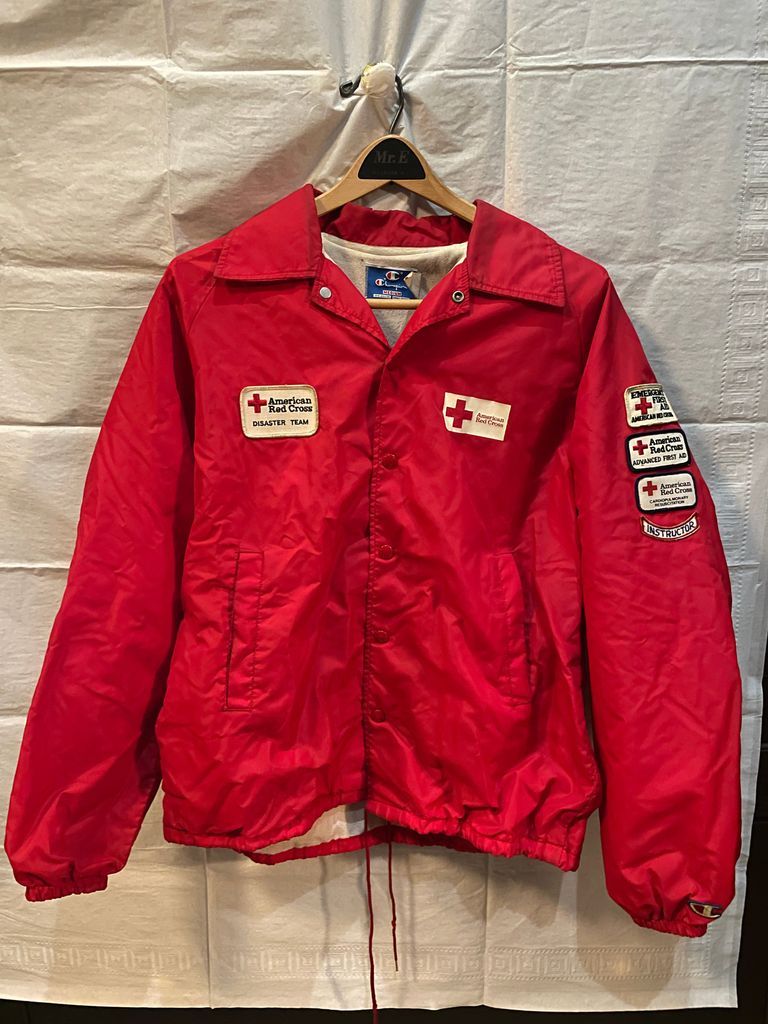          Red Cross: Red Jacket picture number 1
   