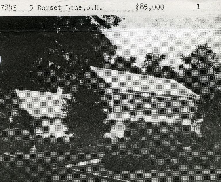          5 Dorset Lane, Short Hills picture number 1
   