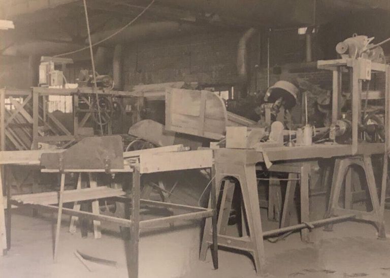          Hartshorn: Stewart Hartshorn Company, Canadian Factory Photographs picture number 1
   
