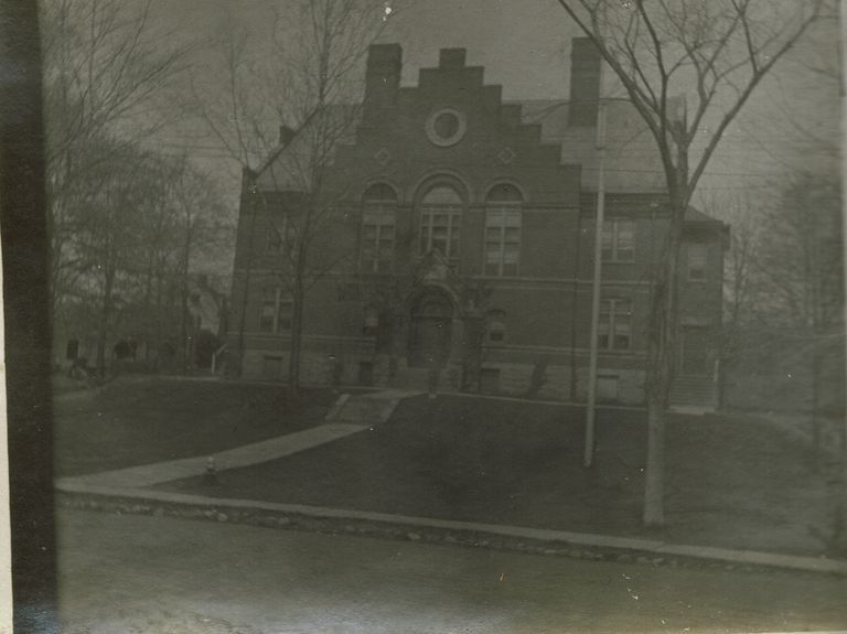          Marshall-Schmidt Album: Short Hills School, Hobart Avenue picture number 1
   