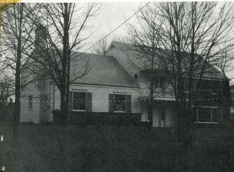          34 Farmstead Road, Short Hills picture number 1
   