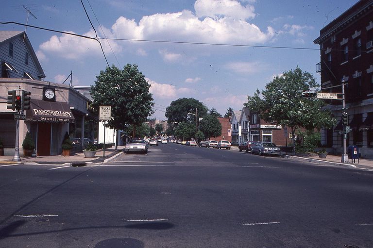          Millburn Avenue: Millburn Avenue and Main Street, 1982 picture number 1
   