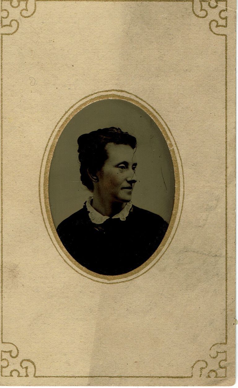          Kellogg: Unknown Woman (Tintype) picture number 1
   