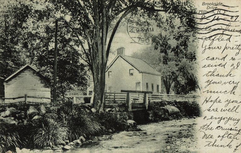          Brookside Drive: Brookside Drive, Millburn, 1907 picture number 1
   