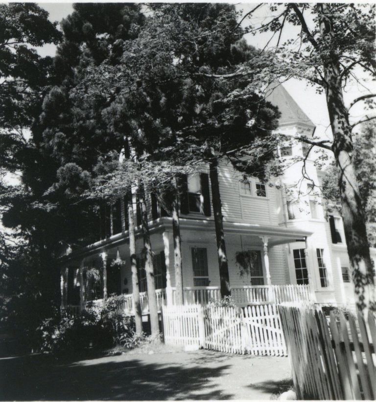          94 Old Short Hills Road, 1978 picture number 1
   