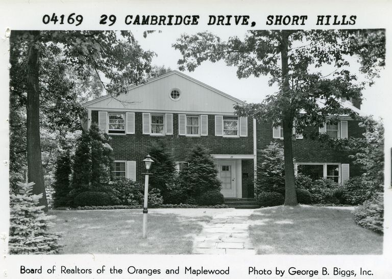          CambridgeDrive29SH picture number 1
   
