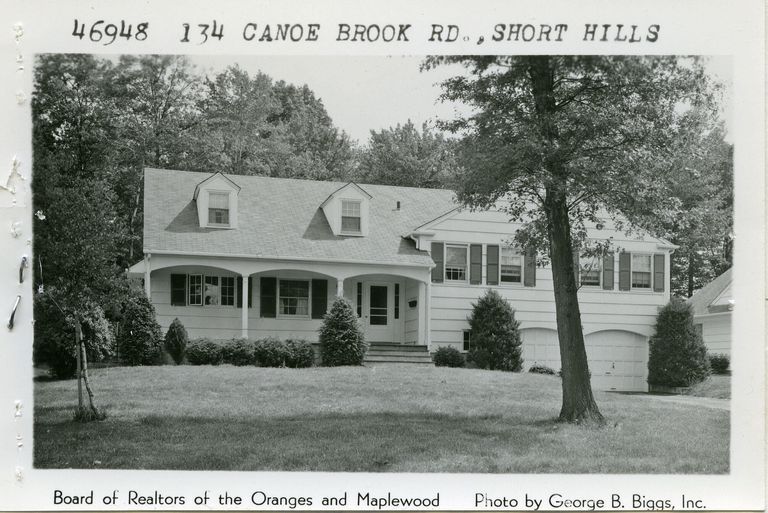          134 Canoe Brook Road, Short Hills picture number 1
   