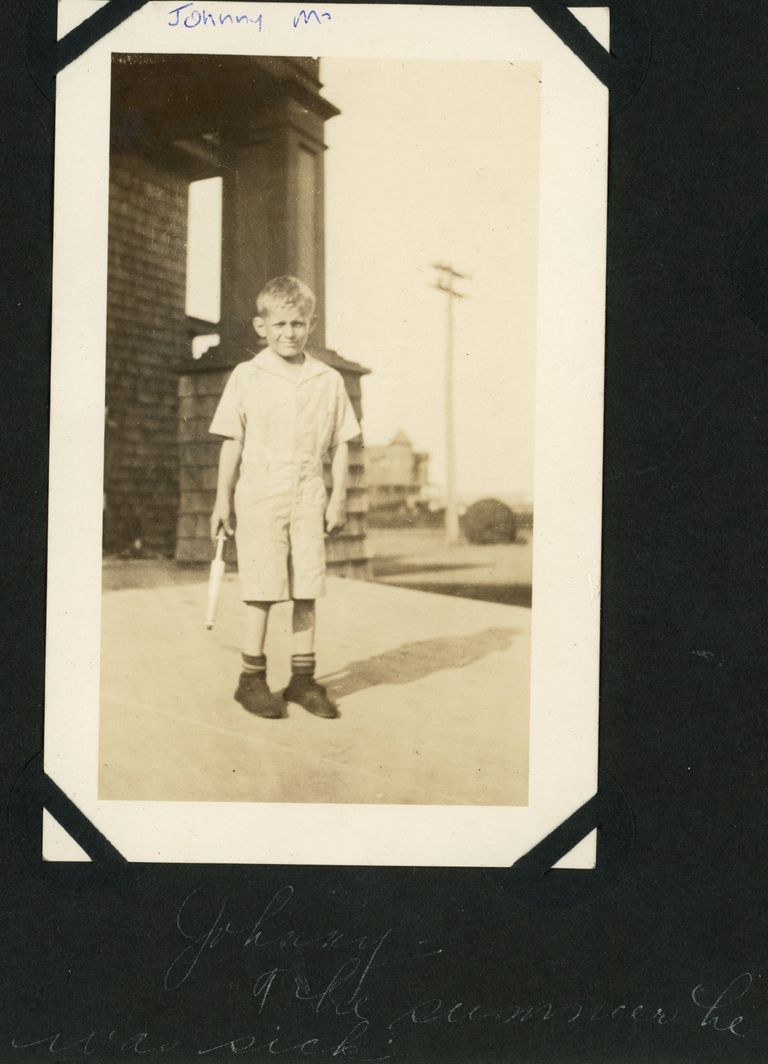          Mangold: John Mahlan Mangold picture number 1
   