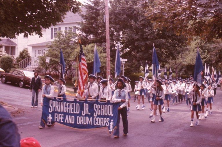          July 4: Springfield Jr. High School Fife & Drum Corps in Millburn Parade, 1976 picture number 1
   