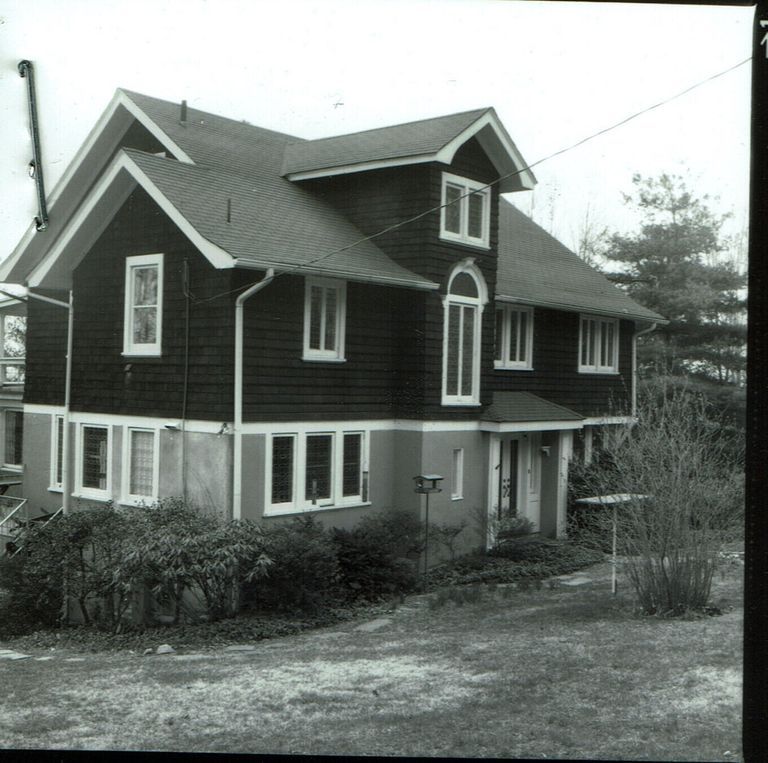          118 Sagamore Road, 1908 picture number 1
   