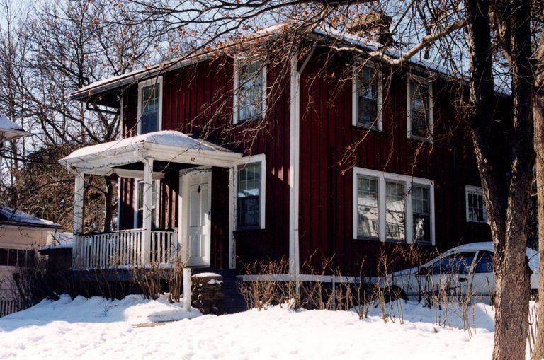          42-44 Linden Street picture number 1
   