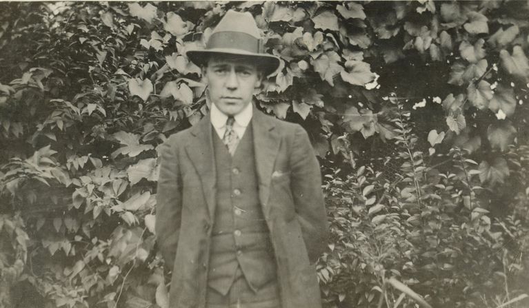          Bosworth: Guy R. Bosworth picture number 1
   