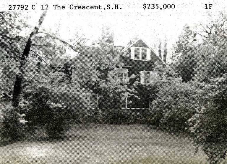          12 The Crescent, Short Hills picture number 1
   