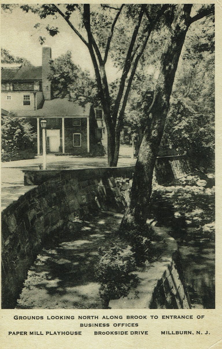          Entrance to Business Offices; Postally unused
   
