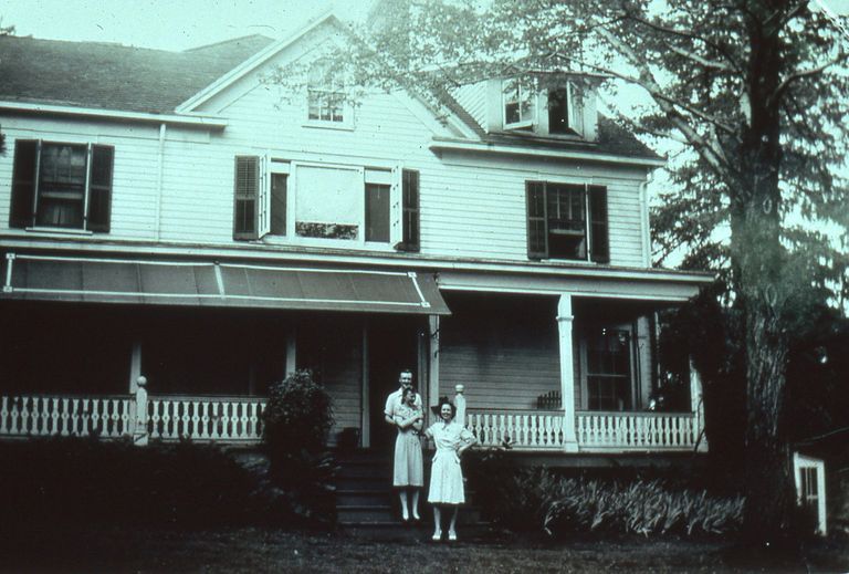          125 Farley Road, 1977 picture number 1
   