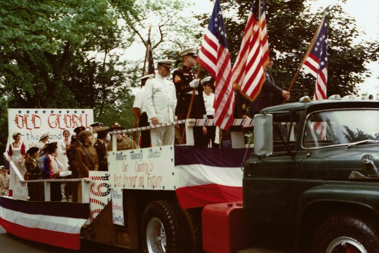          Memorial Day Parade Millburn, 1976 picture number 1
   