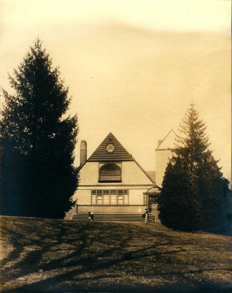          Hartshorn Photo Album Short Hills: Music Hall, Casino, Racquet's Club picture number 1
   