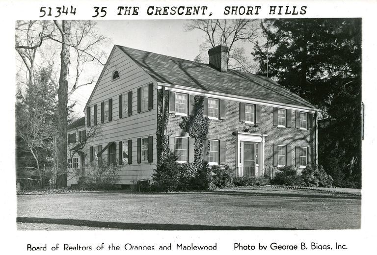          35 The Crescent, Short Hills picture number 1
   