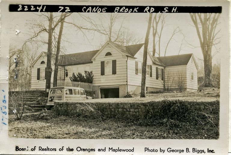          72 Canoe Brook Road, Short Hills picture number 1
   