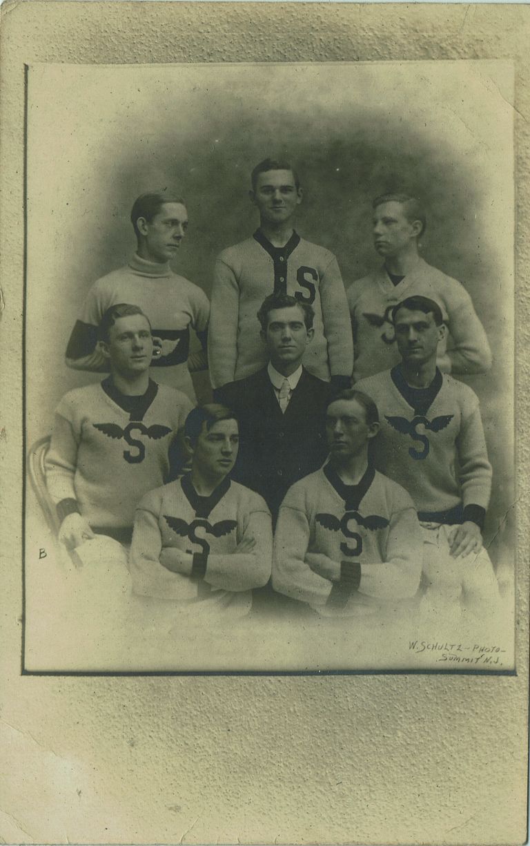          Photographic Postcard, c. 1880-1900; Louise Lord Collection
   