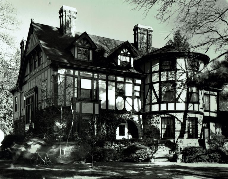          Architect/Builder: Edward G. Layng. Hartshorn House #50.; Medieval Revival Style
   